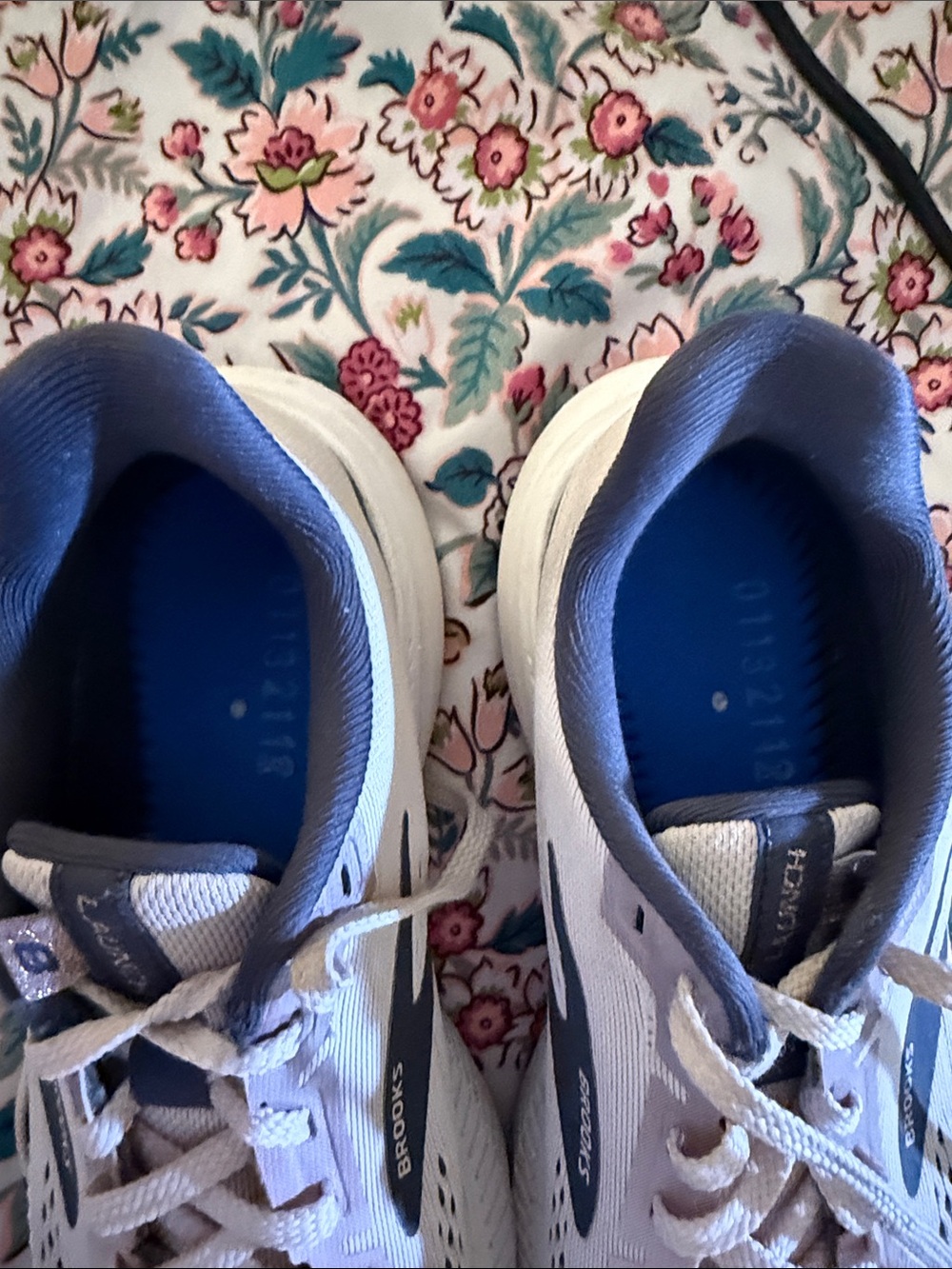 Brooks Launch GTS 8 Running Shoes Primrose/Amber/Metallic Women’s Size 7 - Picture 3 of 6